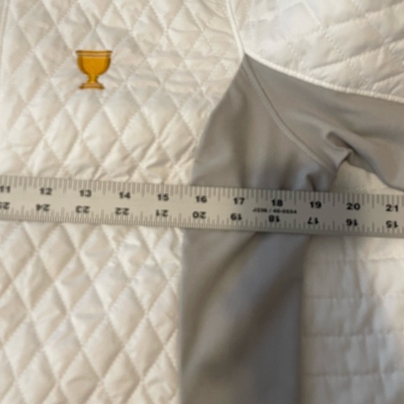 Zero Restriction Womens Sz M White 2024 Presidents Cup Sydney Quilted USA Golf - Picture 9 of 15